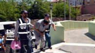 Muğla İl Emniyet Müdürlüğü Kaçakçılık ve Organize Suçlarla Mücadele (KOM) Şube Müdürlüğü ekipleri tarafından Fethiye, Bodrum, Marmaris ve Milas ilçeleriyle beş ilde eşzamanlı düzenlenen operasyonda, göçmen kaçakçılığı yaptıkları iddia edilen biri kadın 18 kişi gözaltına alındı. İstihbarı çalışmalarda, bir süre […]
