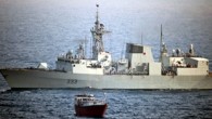 Kanada Deniz Kuvvetleri’nin, NATO kapsamında Arap Denizi’nde görevli HMCS Toronto savaş gemisinin, dün gerçekleştirdiği bir operasyonda 180 kilogram eroin ele geçirdiği açıklandı. Kanada Savunma Bakanlığından yapılan açıklamada, bölgedeki rutin görevi sırasında bir gemiden şüphelenen HMCS Toronto ekibi, gemiye Afrika Burnu’nun […]