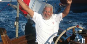 Bir deniz adamını yelkenleri dolupta, koca deryalar üzerinde kelebekler gibi