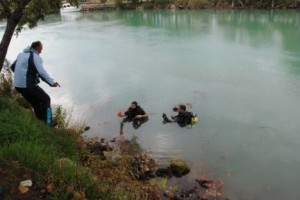 Sualtı dalgıçları, bir aydır kayıp olan Hüseyin Sarı’nın motosikletinin dün