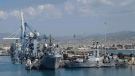 Rusya’nın “Büyük Petro” adlı kruvazörü Limasol Limanı’na demir attı. Rum Savunma Bakanı Fotis Fotiu, dün akşam Rus filosunun en güçlü savaş gemisini ziyaret ederek kılavuz eşliğinde gezdi. Fotiu, gemiyi gezdikten sonra yaptığı açıklamada “Büyük Petro”nun ateş gücünden etkilendiğini ifade etti. […]