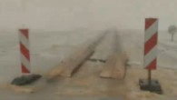Kış aylarında Baltık Denizi’nin buz tutmasıyla birlikte Estonya’nın bazı adalarına otomobillerle de gitmek mümkün oluyor. Buz kalınlığının uygun olduğu bölgeler üzerinde güzergahlar belirleniyor. Bu yıl kış mevsiminin daha da soğuk geçmesi dolayısıyla buzların daha da kalın olduğu belirtiliyor. Yetkililer buz […]