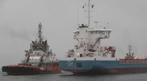 Çanakkale Boğazı’nın Marmara girişinde, Gelibolu’nun 17 mil açığında 2 gemi
