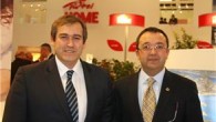 TurizmGüncel – Berlin  ITB’de Türkiye’nin stant düzeninin ve konseptinin nasıl olduğuna dair değerlendirmelerin subjektif bir konu olduğunu ve kişiye göre değişebileceğini belirten Yusuf  Hacısüleyman,  ancak fuarlarda otel ve acentelere kendilerini tanıtmaları için yer ayrılmasının doğru olmadığını söyledi. Hacısüleyman, “Fuarda tanıtımlar […]