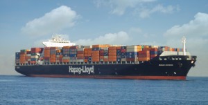 Dünyanın önde gelen konteyner operatörlerinden Hapag-Llyod, Japonya-Singapur ve Jakarta arasına