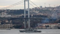 Salı günü İstanbul Boğazı’ndan geçerek Karadeniz’e açılan Hetman Sahaydachny adlı Ukrayna savaş gemisindeki Rusya yanlısı askerler arasında isyan çıktığı bildirildi. Aden Körfezi’nde deniz korsanlarına karşı mücadelede görevli olan ancak geçtiğimiz günlerde Kırım’ın Sivastopol Limanı’na gitmek üzere Çanakkale ve İstanbul boğazlarından […]