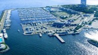   Dün akşam Ataköy Marina’da bir restoranın bulunduğu alana gelen Ahmet Sipahi (56) içerisinde bulunduğu cipiyle denize uçtu. Olayı gören görevliler polis ve itfaiye ekiplerine haber verdi. Denize gömülen aracın bulunduğu alana gelen ekipler cipin içerisinde kalan Sipahi’yi kurtarabilmek için […]