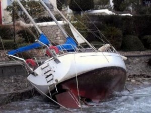 Muğla’nın Bodrum İlçesi’nde, bugün sabah saatlerinden itibaren etkili olan kuvvetli