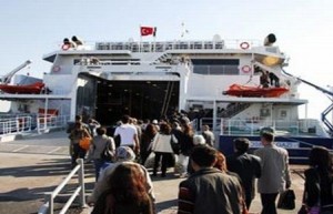Eskihisar – Topçular araba vapuru hattında 12 gemisiyle hızlı, hesaplı