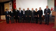   Mersin Deniz Ticaret Odası (MDTO) 25. kuruluş yıldönümünü üyeleri ve paydaşlarının katıldığı bir “değerlendirme toplantısıyla” kutladı. 13 Mart Perşembe günü Mersin Hilton Oteli’nde sabah saatlerinde başlayan toplantıya MDTO üyeleri, kamu idarelerinin ve sivil toplum kuruluşlarının temsilcileri katıldı. Yoğun katılımla […]