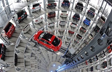 Otomotiv sektöründe şok karar! 2014’e kur, ÖTV artışı ve kredi sınırlamasıyla büyük darbe alarak