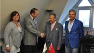 Erman Balak – Turizm Güncel TÜRSAB Genel Merkez Binası’nda gerçekleştirilen imza törenine, TÜRSAB Başkanı Başaran Ulusoy, İRO Başkanı Şerif Yenen, TÜRSAB 2. Başkanı Firuz Bağlıkaya, İRO Yönetim Kurulu Üyesi Esmeray Akar katıldı. KAÇAK ACENTE VE REHBERLİK FALİYETLERİ ÜLKENİN TANITIMINI ETKİLİYOR […]