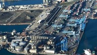 TCDD’ye ait Kocaeli Derince Limanı’nın özelleştirilme ihalesine altı şirket katılmıştı. Üç şirketin elenmesinden sonra açık artırma sürecine 516 milyon dolarla başlanmıştı. Açık artırmaya başlama fiyatının teklif tutarı değil komisyon kararıyle belirlendiğinin açıklanmasıyla kalan üç şirket de ihaleden çekilmişti. Türkiye’nin İstanbul’dan […]