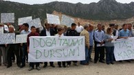 04 Mayıs 2014 Pazar – turizmhaberleri.com/ haber merkezi Antalya Boğaçay bölgesinde çalışan 3 taş ocağının bölge halkına ve doğaya verdiği zararları açıklayan yöre halkı bir basın toplantısı düzenledi ve genel kamu yararı doğrultusunda ocakların kapatılmasını istediklerini bildirdiler. Çakırlar, Zümrüt, Aydınlık, Kuruçay, Hurma, […]
