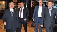 Milli Savunma Bakanı İsmet Yılmaz Türk Metal İş Genel Merkezini ziyaret etti. Genel Başkan Pevrul Kavlak ile görüşen Bakan İsmet Yılmaz İsdemirdeki gelişmeler hakkında Genel Başkandan Kavlak’tan bilgi aldı. İsdemir gerçeğini Türk Metal’de öğrenen Yılmaz; “İsdemir emekçilerinin sendikal tercihlerine hiç […]