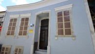 19 Mayıs 2014 Pazartesi – İzmir Büyükşehir Belediyesi, 29.5 milyon liralık kamulaştırma çalışmalarıyla birlikte personel ve malzeme desteği de verdiği Agora kazılarının yanı sıra, sinagoglar ve çevresini rehabilite ederek Kemeraltı Çarşısı ile bütünleştirecek önemli bir adım daha attı. Bu çerçevede, tarihi 17. […]
