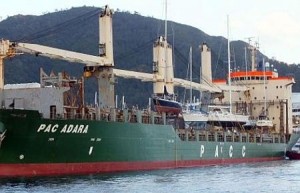 Ulaşımın ucuz olması nedeniyle kargo gemilerinin kullanıldığı, yüzün üzerinde yatın