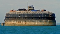 İngiltere’nin Portsmouth açıklarında bulunan tarihi askeri kale, bu son baharda lüks bir otele dönüştürülecek. Helikopter pistleri bulunan kalede lazerli partiler  ve kutlamalar yapılacak. Sonderece lüks bir otelin yer alacağı  No Man’s Land Fort için süper yönetici aranıyor. 22 muhteşem odası, açık kapalı […]