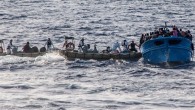 İtalya cumartesi günü yeni bir kaçak göçmen akınıyla daha karşı karşıya kaldı. Çoğu Suriyeli olduğu belirtilen 3 binden fazla kaçağın güvenlik güçlerinin eşliğinde İtalya’ya getirildikleri bildirildi. İtalyan Donanması’ndan yapılan açıklamada, kaçak göçmenlerin bir kısmının İtalyan gemilerine alınarak Sicilya’ya ulaştırıldıkları belirtildi. […]