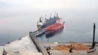 Körfez’de bulunan İGSAŞ limanına gemi çarptı. Yıldız Entegre’ye ait talaş yüklü gemi, limana yanaşmak istediği esnada limana çarptı.  Çarpmanın şiddetiyle karaya oturan gemi, dev bir yükleme vincinin de denize devrilmesine neden oldu. Olay yerine: ambulans ve sağlık ekiMsevk edildi. Kazada […]