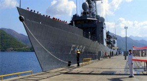 Aden Körfezi ve Somali açıklarında korsanlarla mücadele eden “TCG Gökçeada”