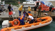 Samsun’un İlkadım ilçesi Yat Limanı açıklarında yapılan tatbikatta senaryo gereği Sahil Güvenlik Komutanlığı’na bağlı bir asker denizde boğulma tehlikesi geçirirken, sahilde bir vatandaşta Alo 158 Sahil Güvenlik hattını aradı. İhbar doğrultusunda hemen harekete geçen Sahil Güvenlik ekipleri kısa sürede boğulma vakasının yaşandığı yere geldi. Denizde boğulmak […]