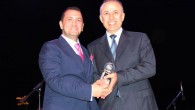Gemi Brokerleri Derneği’nin dünya denizcilik sektörünün seçkin temsilcilerini ağırladığı geleneksel yemeği “Bosphorus Shipbrokers Dinner İstanbul 2014” dün Haliç Kongre Merkezi’nde gerçekleşti. Bin 600 davetlinin yer aldığı yemekte, denizcilik sektöründen ulusal ve uluslarası isimler katıldı. TOBB ve Deniz Ticaret Odası’nın üst […]