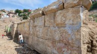 23 Haziran 2014 Pazartesi – İzmir Büyükşehir Belediyesi, 8 bin 500 yıllık geçmişi ile önemli medeniyetlere ev sahipliği yapan İzmir in tarihi mirasını ortaya çıkarma ve koruma hedefinde emin adımlarla ilerliyor. Tarih hedefi doğrultusunda atılan önemli adımlardan bir olan “Antik Roma Tiyatrosu […]