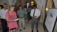 24 Haziran 2014 Salı – NİLGÜN ATAR- turizmhaberleri.com /editör Ekolojik Kadın Köyü Projesi’nin çıkış noktası, pilot bölgesi Şanlıurfa’nın 44 km güneydoğusunda bulunan Medeniyetin beşiği Harran.. Ülkemizin çok renkli, çok sesli-sessiz kadınlarının dileklerini, hayallerini, umutlarını dalga dalga tüm dünyaya yayarak dünya kadınları için […]