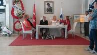 23 Haziran 2014 Pazartesi – turizmhaberler.com/haber Merkezi Antalya Expo Center -Anfaş Fuarcılık’ta onlarca fuarın başarıyla sonuçlanmasında büyük katkıları olan ekibin önde gelen isimlerinden Zeynep Deniz Güngör; Refik Batova ile bir ömür boyu beraberlik için Cam Piramit’te evet dedi. MUTLULUKLAR DİLİYORUZ Turizmhaberleri.com Ailesi […]