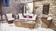 09 Temmuz 2014 Çarşamba – turizmhaberler.com/ Haber Merkezi Temmuz da kapılarını misafirlerine açan Viento Alaçatı Hotel, Levanten Nino Hanım ın mutfağı, Türkiye nin dört bir yanından gelen doğal lezzetleri ve bahçesinde sunduğu jakuzi keyfiyle; konuklarını geçmişten günümüze keyifli bir zaman yolcuğuna çıkarıyor. […]