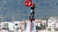 Muğla’nın Marmaris İlçesi’nde, Denizcilik ve Kabotaj Bayramı Denizcilik ve Kabotaj Bayramı nedeniyle düzenlenen törende, Türk bayrağı taşıyan sürat tekneleri ve jet-ski’ler renkli görüntüler oluşturdu. Atatürk Meydanı’nda Marmaris Liman Başkanlığı tarafından düzenlenen 1 Temmuz Denizcilik ve Kabotaj Bayramı törenine, Marmaris Kaymakamı […]