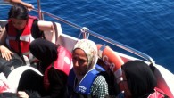 Sahil Güvenlik Komutanlığı, 12-14 Temmuz tarihleri arasında yapılan arama kurtarma faaliyetlerinde; 126 sığınmacıyı jandarmaya teslim etti. Sahil Güvenlik Komutanlığı’ndan yapılan açıklamada, şu bilgi verildi: “12 Temmuz 2014 tarihinde Çanakkale’nin Behramkale açıklarında 35 Afganistan, 2 Suriye ve 3 Myanmar uyruklu 40 […]