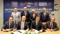 Petkim,  yüzde 100 iştiraki olan Petlim Limancılık A.Ş.’de sahip olduğu hisselerin devri hususunda dünyanın en büyük yatırım bankalarından Goldman Sachs’a münhasıran müzakere hakkı tanıdığını açıkladı. İzmir Aliağa’da gerçekleştirilen ön anlaşma ile Petlim hisselerinin yüzde 30’unun 250 milyon dolar bedel ile Goldman Sachs’a satılması planlanıyor. […]