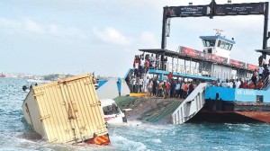 Çanakkale feribot iskelesinin, Sahil kurtarma gemilerinin bağlı bulunduğu bölgesinden bir