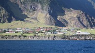 Aktif volkanik bir ada olan Tristan Da Cunha’ya 1650 ve 1669 yılları arasında Portekizlilerden sonra Hollandalılar da gelip burayı bir üs olarak kullanmayı düşündüler. Fakat Tristan’ın güvenli bir limandan yoksun olmasından dolayı sonradan bu düşüncelerinden vazgeçtiler. 18. ve 19. asırlarda […]
