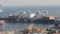 MSC şirketinin Güney Kore’deki tersanelerde inşa ettirdiği ve Temmuz ayında denize indirilen “MSC London” konteyner gemisi Çin’den aldığı yükünün bir bölümünü Oman’daki Salallah, Lübnan’daki Beyrut, Yunanistan’daki Pire limanlarına boşalttıktan sonra son durağı İstanbul Ambarlı’ya geldi. GÜNLÜK YAKIT SARFİYATI 230 TON […]