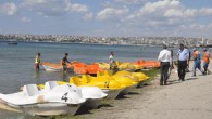 İstanbul’un Kumburgaz sahilinden deniz bisikletiyle açıldıktan sonra kaybolan 5 kişiye deniz bisikleti kiralayan işletmenin sahibi tutuklandı. Mikail Çelik, Şükrü Kahraman, Yusuf Büyükizgi ile Serdar ve Doğan Demir kardeşlerden hala haber yok. Arama çalışmaları denizden, karadan ve havadan aralıksız sürüyor. Aramalara […]