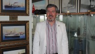 Denizi anlatmadan olmaz Bülent Temur, hepimizin derdi olan denizlerimizi güvenli, temiz ve verimli hale getirmek için örgütlü faaliyete inanmış bir isim. Bunun için kurulan Denizcilik Federasyonu’nun biz yaptık oldu yaklaşımından çok sorunları ortaklaşa tartışarak çözmeyi hedeflediğini söylüyor. “Denizcilik bir kültürden […]