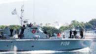 Muğla  Marmaris ve Datça ilçelerinden toplam 141 Suriyeli kaçağı yasa dışı yollardan Yunanistan’ın Sömbeki (Simi) Adası’na geçirmeye çalışırken yakalanıp, Rodos Adası’nda adliyeye sevk edilen 4’ü Türk, 1’i Suriye, 1’i de Lübnan uyruklu 6 organizatör tutuklandı. Rodos’ta yayın yapan ‘www.rodiaki.gr’ internet […]