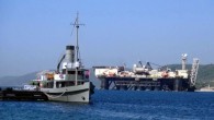 ‘Castoro Sei’nin saat 12.30 gibi boğazdan Marmara Denizi’ne çıkış yapmasıyla birlikte gemi trafiğinin normale döneceği açıklandı.  Hollanda’nın Rotterdam Limanı’ndan Bulgaristan’ın Bourgaz Limanı’na giden, 143 metre uzunluğunda, 53 metre yüksekliğinde, Bahama Adaları bayraklı boru döşeme gemisi ‘Castoro Sei’, bugün sabah saatlerinde […]