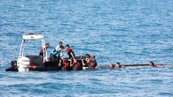 Alınan bilgiye göre, Sahil Güvenlik Ege Deniz Bölge Komutanlığına, ilçenin Badavut Burnu açıklarında bir teknenin battığı ihbar edildi.Botlarla olay yerine giden ekipler, yasa dışı olarak Yunanistan’ın Midilli Adası’na gitmeye çalıştığı belirlenen 12 kaçağı kurtarıp kıyıya getirdi.Bu kaçaklar ile yüzerek kıyıya […]