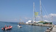 Mudanya Limanı’na demirleyen ve adının Türkçe anlamı “Gökkuşağı Savaşçısı” olan gemideki basın toplantısında konuşan Kaptan Peter Willcox, Greenpeace’in, kömürlü termik santrallere karşı uzun süredir kampanya yürüttüğünü söyledi. Willcox, yaklaşık 18 yıl önce Türkiye’de termik santral karşıtı bir gösteri sırasında gözaltına […]