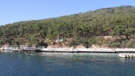 Deniz ve kıyıların kirlenmesini önlemek, mevcut kirliliğin temizlenmesine katkı sağlamak amacıyla düzenlediği eğitimlerle denizleri yaşatma çabasında olan DenizTemiz TURMEPA, kamu yararına olan faaliyetlerini sürdürüyor. Bu kapsamda, her yıl “Uluslararası Kıyı ve Deniz Temizliği Günü” gerçekleştiriliyor. Deniz ve çevre temizliğinin öneminin […]