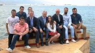 Türkiye’deki kıyı şeritlerinin kullanımını çeşitlendirmeye yönelik tasarlanan yüzer iskele, Pasaport’ta düzenlenen törenle açıldı. İzmir Ekonomi Üniversitesi (İEÜ) Mimarlık Bölümü Öğretim Görevlileri Gudjon Erlendsson, Can Sucuoğlu ve Elif Ensari ile İEÜ Mimarlık Bölümü mezunu Ertunç Hünkar tarafından tasarlanan yüzer iskele, İstanbul Kültür ve […]