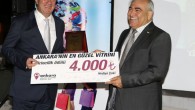 19 Eylül 2014 Cuma – 34 mağazanın katıldığı yarışmada dereceye girenler, Alışveriş Festivali nin internet sitesi üzerinden yapılan halkoylaması ile belirlendi. Vitrininde canlı mankenlere yer veren World Wella Paris mağazası birinci olurken, Ekol Mağazası ikinci, Kuğulu Optik üçüncü oldu. Birinci seçilen mağazaya […]