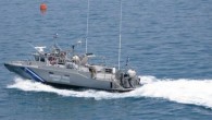 Bodrum’a altı mil uzaklıktaki Yunanistan’a ait İstanköy (Kos) Adası’ndan bugün saat 14.00 sıralarında Turgutreis ile Akyarlar açıklarındaki Alihoca Burnu açıklarına gelen Yunan Sahil Güvenlik Botu, Türk Karasuları içinde Çatal Ada açıklarında avlanan ‘Devlet 3’, ‘Abbas Reis’ ve ‘Mandalinci 2’ adlı […]