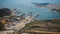 Aliağa Ticaret Odası’nda yapılan açıklamaya göre, zirve, yılda 5 bin geminin giriş-çıkışında 40 milyon ton yükün yüklenip-boşaltıldığı Aliağa”da 23-24 Ekim tarihlerinde düzenlenecek. Zirvede, lojistik sektörünün durumu, yerel ve uluslararası pazarda yeni stratejiler ve teknolojiler ele alınacak.  Ulaştırma, Denizcilik ve Haberleşme Bakanlığı, Tehlikeli Mal ve Kombine Taşımacılık […]