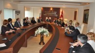 28 Ekim 2014 Salı – Batı Akdeniz Kalkınma Ajansı, Kültür ve Turizm Bakanlığı Tanıtma Genel Müdürlüğü, Moskova Kültür ve Tanıtma Müşavirliği, Antalya Valiliği önderliğinde gerçekleştirilen tanıtım toplantısı Nirvana Lagoon Villas SuitesSpa, Termessos ve Kesit Travel’ın sponsorluklarında düzenlendi. Rus heyeti Antalya’daki programın ilk […]