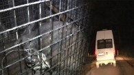 YABAN DOMUZU ALARMI Tarabya sahilinde kıyıda yüzen yaban domuzu çevredekiler tarafından denizden çıkarılarak belediye ekiplerine teslim edildi. Garipçe Köyü civarında ormandan denize düştüğü tahmin edilen yaban domuzu, akıntıyla birlikte sürüklenerek Tarabya açıklarına kadar geldi. DENİZDEKİ DOMUZU KURTARDILAR Akşam saatlerinde Tarabya Otel’in […]
